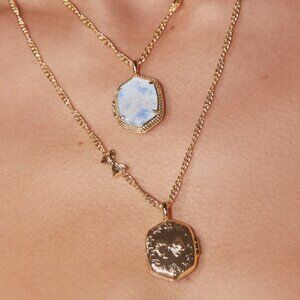 Daphne Gold Locket Necklace - LoveShackFancy x Kendra Scott